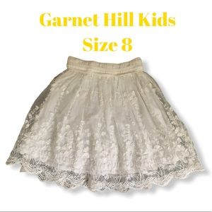 GARNET HILL KIDS lace skirt.